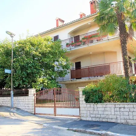 Labinac Ines, Only 300 M From Beach *